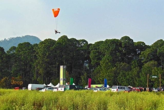 Sobrevolaando nuestra sede